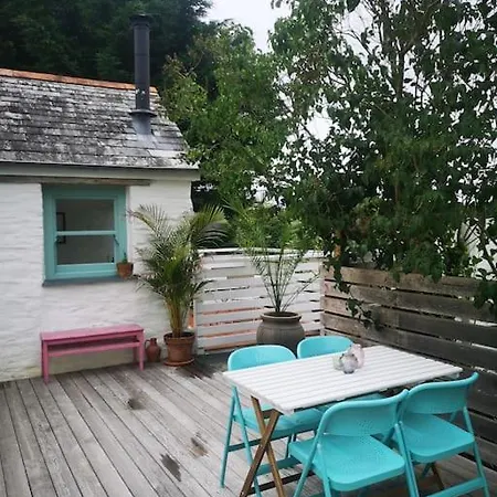 The Little Post House. A Perfect Village Retreat, With Stunning Views. *